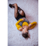 Netzstrumpfhose mit Spinnenmuster für einen edgy Halloween Look – Kix'ies – Bild 9