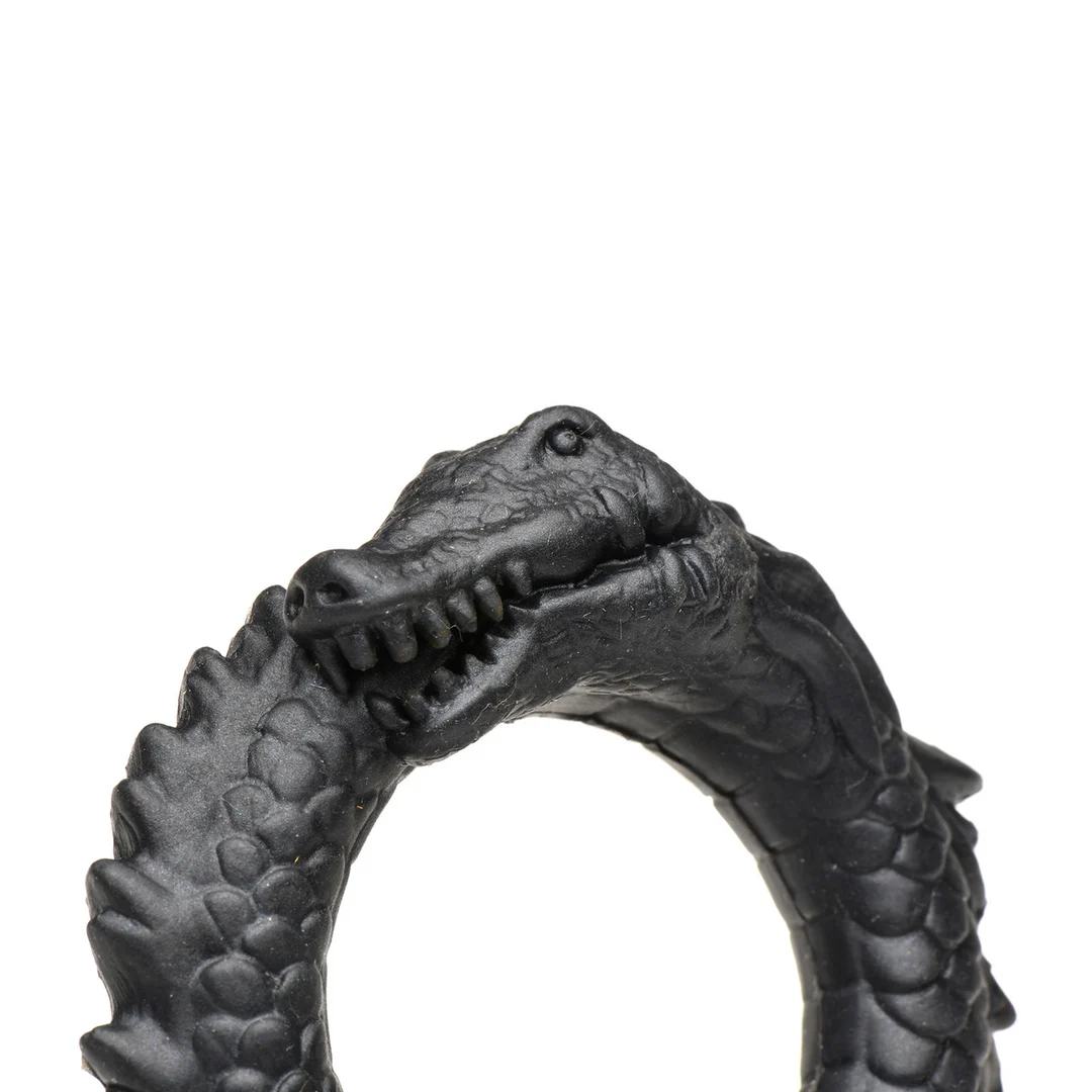 XR Brands Black Caiman Silikon Cockring – Bild 5