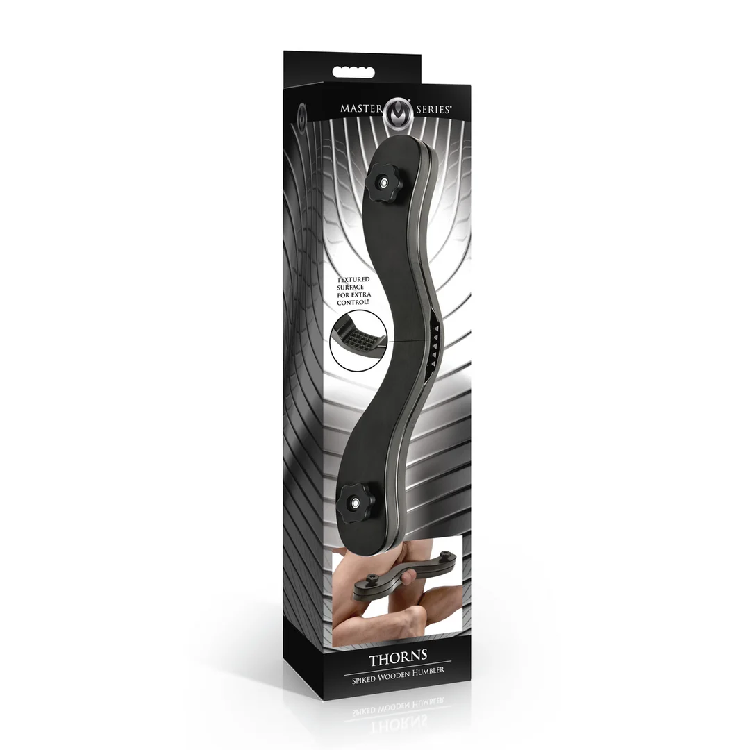 AH670-2 Doren schwarzer Holzhumbler mit Spikes – Bild 1