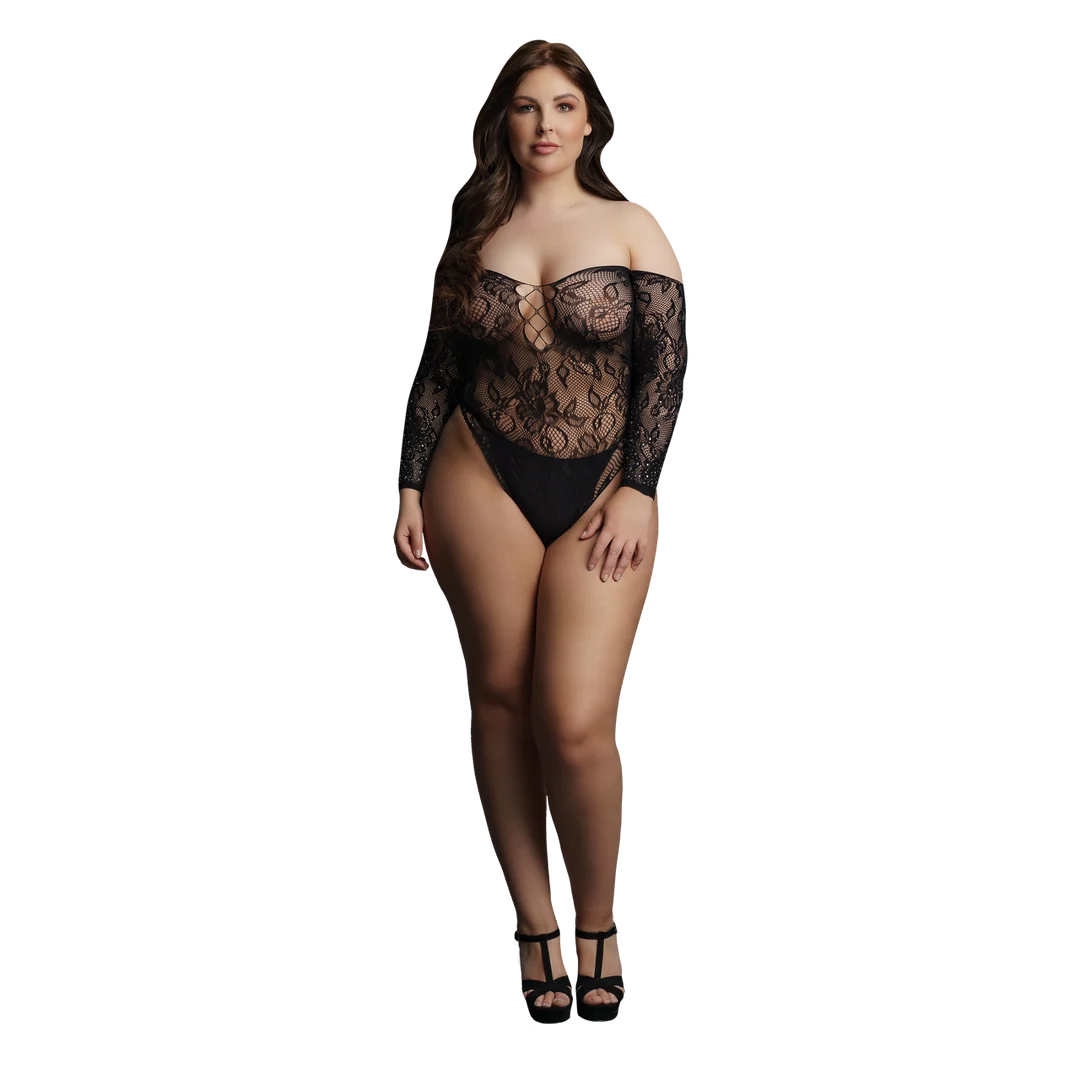 Spitzenbody mit Strasssteinen für einen verführerischen Look für kurvige Figuren – Le Desir – Bild 10